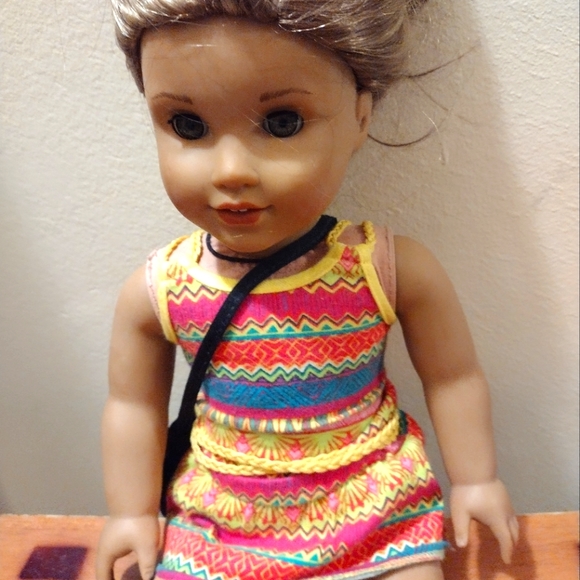 American Girl Doll Lea Clark w book 2016 - Picture 1 of 4